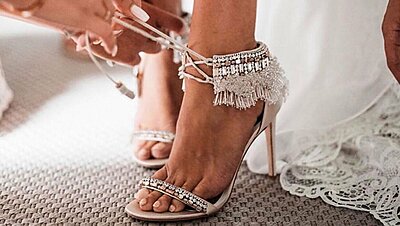 نصائح اتبعيها عند اختيار حذاء الزفاف لتجنب الشعور بالألم