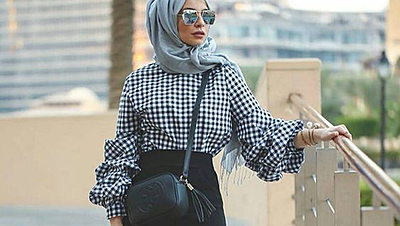 بالصور: ٢٧ فكرة لإطلالات حجاب تواكب أحدث صيحات الموضة