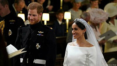 الزواج الملكي 2018: كل تفاصيل إطلالة زفاف ميغان ماركل والأمير هاري -بالصور