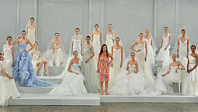 مجموعة فساتين زفاف مونيك لولييه لربيع ٢٠١٥