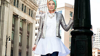 الكلاسيكية والأناقة في تصميمات هوت حجاب لربيع/صيف ٢٠١٣