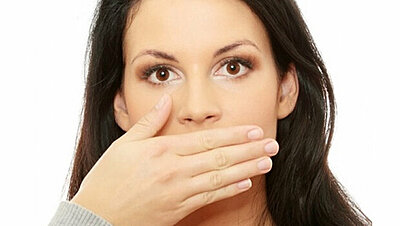 كيف تحافظين على رائحة فمك طيبة خلال الصوم؟