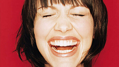الضحك دواء لإنقاص الوزن... حقيقة أم إشاعة؟