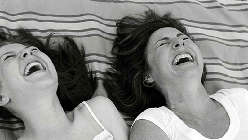 أبرز مواقف مضحكة لقراء فستاني مع أمهاتهم
