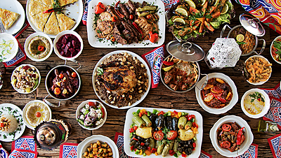 خبيرة التغذية هبة عجماوي: خمس عادات مدمرة لوزنك في رمضان وهذه بدائلها