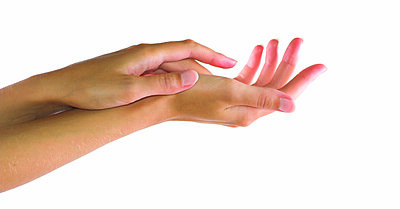 Four Homemade Treatments for Dry Hands