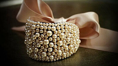 Wrist Corsages and Bracelets for Your Bridesmaids