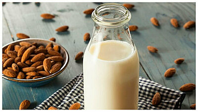 Everything You Need to Know About Almond Milk