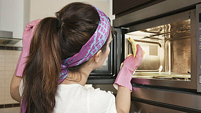 The Best Way to Clean Your Microwave