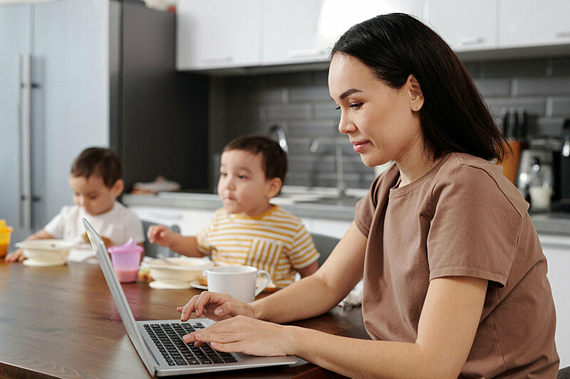 Family-Friendly Careers That Suit All The Mamas Out There!