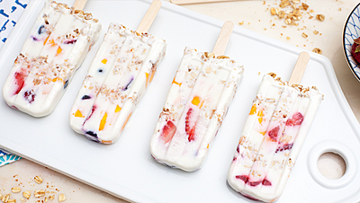A Healthy Recipe to Make Yogurt Parfait Popsicles at Home