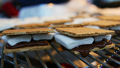 How to Make S'mores at Home