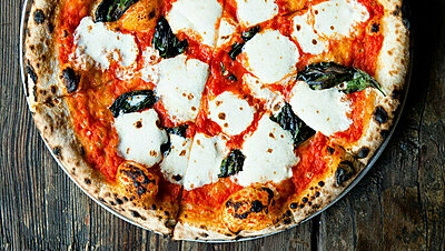 Easy Homemade Pizza Recipes Including the Dough and Sauce!