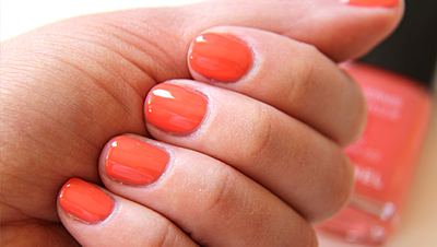 Orange Nail Polish: A Must-try Trend This Summer!