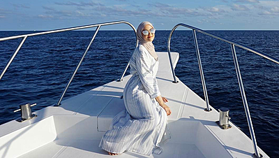 Five Hijab Fashion Tips to Dress Stylishly at the Beach