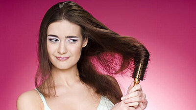 خمس نصائح لعلاج الشعر الضعيف والمتساقط