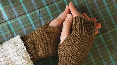 Enjoy Silky Baby-Smooth Hands This Winter with 6 Simple Steps