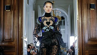Elie Saab Tells a Love Story in the Fall 2019 Ready-To-Wear Collection