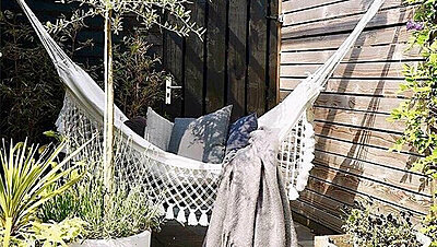 How to Make a Unique Vintage-Style Hammock at Home