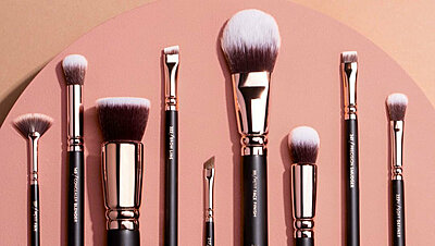 A Makeup Brushes Guide for Beginners: 9 Makeup Brushes and Their Uses