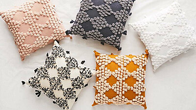 The Easiest Way Ever to Make a DIY Pillow Without Sewing!