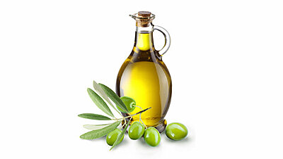Nine Benefits of Olive Oil for Your Hair
