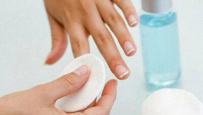 All You Need to Know About Nail Polish Removers