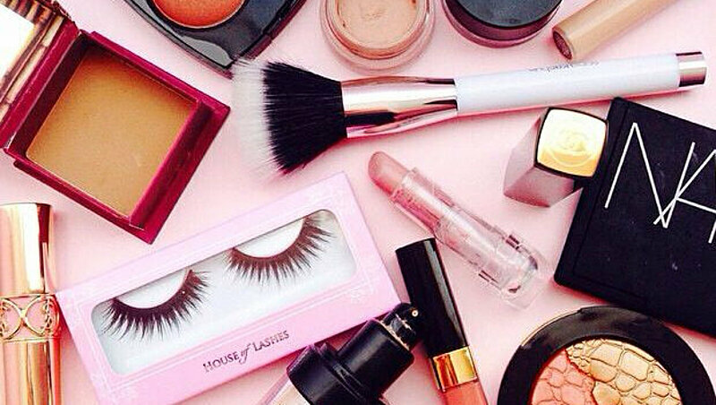 When to Toss Your Makeup Products