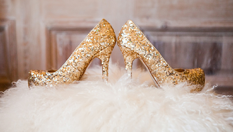 15 Photos of Sparkly Shoes for a Glamorous Party Look