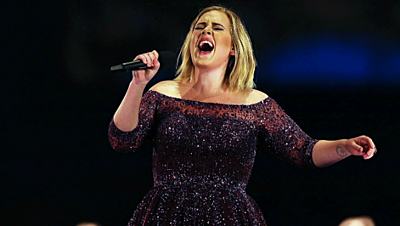 15 Times Adele Wore Dresses That Perfectly Flattered Her Curves!