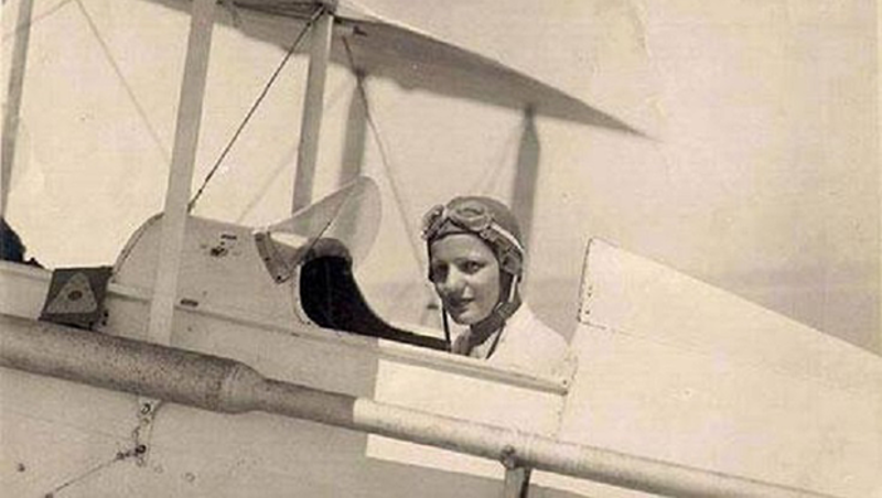 The First Egyptian Woman to Fly an Airplane Was Actually Born a 110 Years Ago!