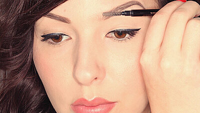 Five Ways to Reuse Your Old Mascara Wand