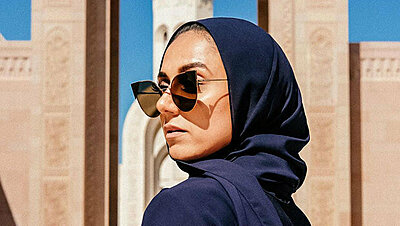 How to Style Your Sunglasses with Hijab According to Your Face Shape