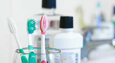 Nine Different Uses of a Toothbrush
