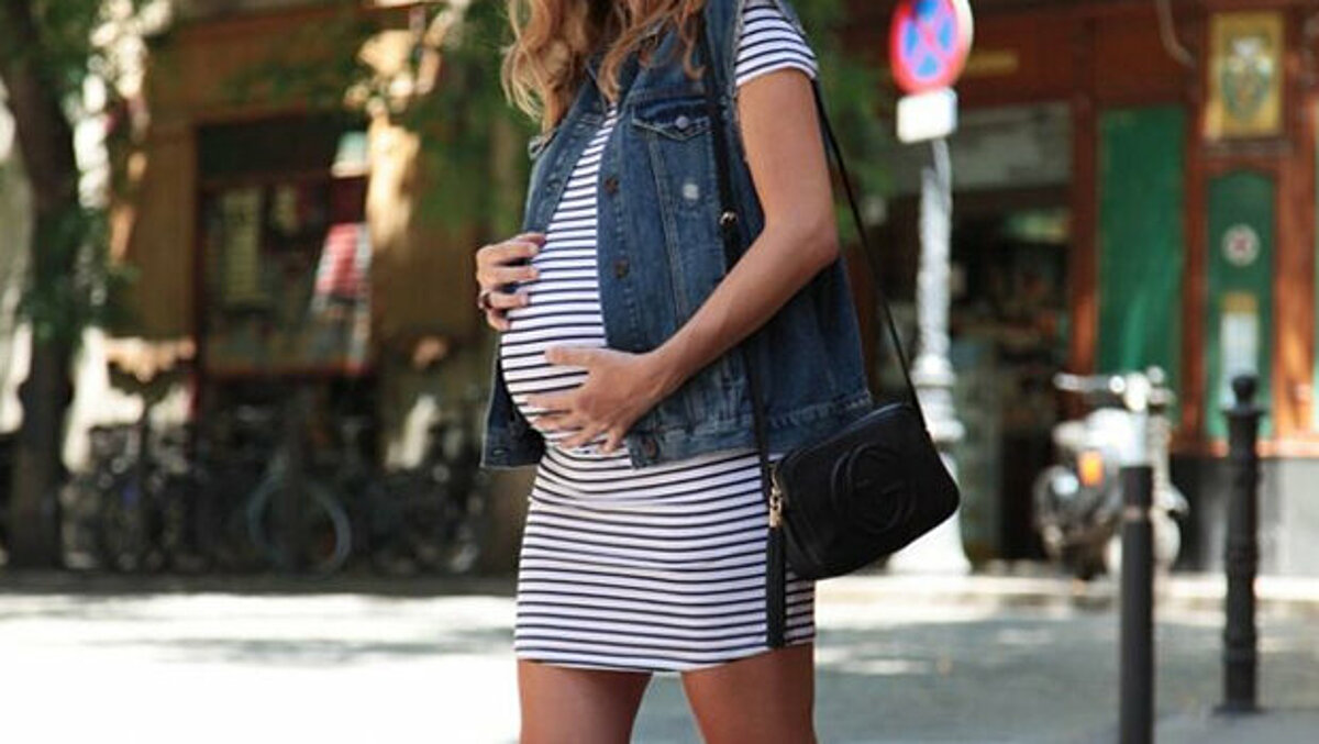 Short Maternity Dresses