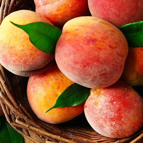Peaches will keep your skin hydrated in Ramadan