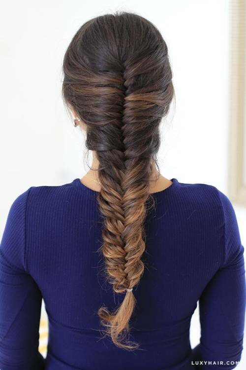 single fishtail braid hairstyle for the beach