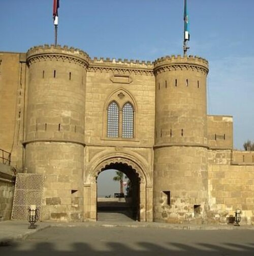 ساحة مسجد الشرطة - قلعة صلاح الدين