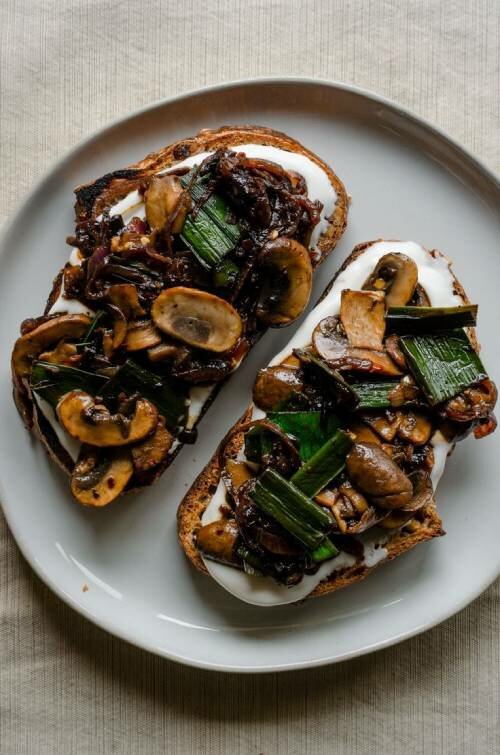 suhoor recipes with toast mushroom