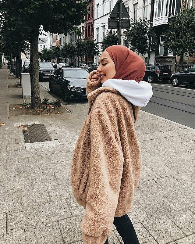 Hijab Outfit Ideas and Tips to Help You Style Fleece Jackets