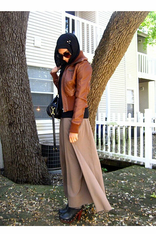 نصائح هامة لارتداء التنورة في الشتاء مع الحجاب