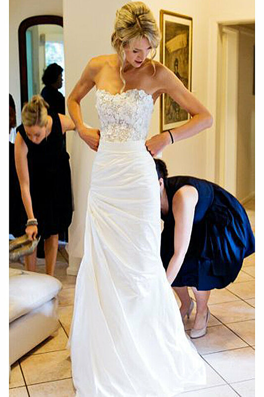بالصور: تألقي يوم زفافك بفستان زفاف بسيط ومميز