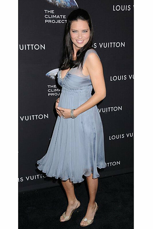 أجمل إطلالات عارضات أزياء فيكتوريا سيكريت في فترة الحمل