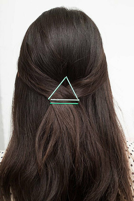 ٢١ طريقة رائعة وسهلة لتزيين شعرك بالبنس التقليدية