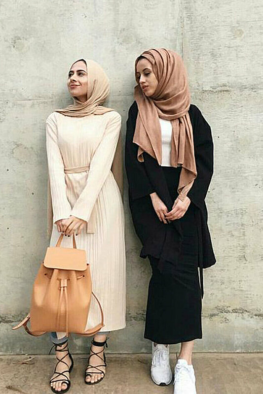 للمحجبات: أفكار بسيطة لتنسيق ملابسك بأناقة متناهية في العيد
