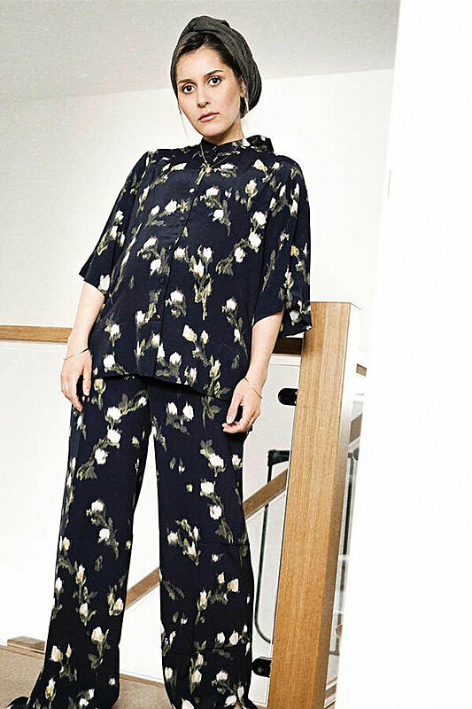 دينا طوكيو تعرض لكم في ١٢ صورة أجمل ملابس الحوامل للمحجبات