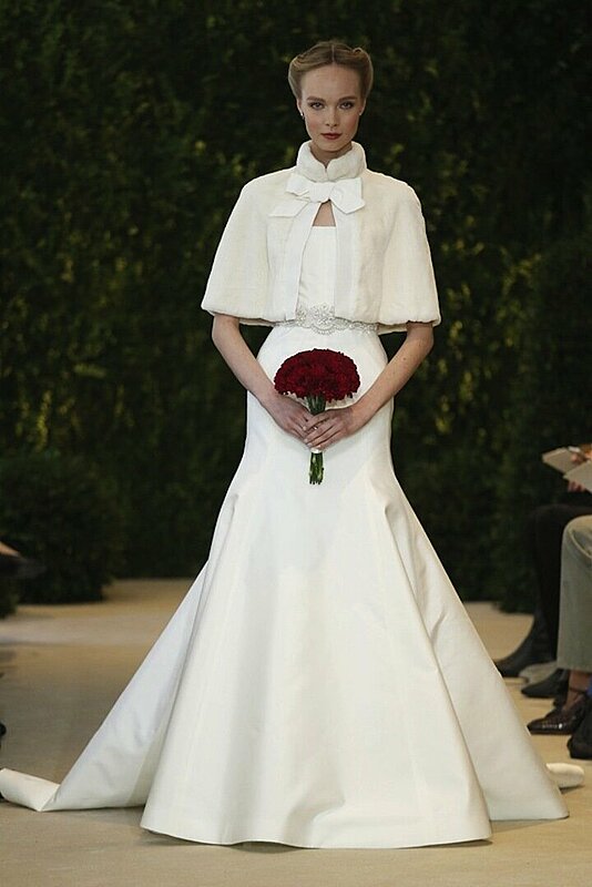 لكل عروس: ٣٥ تصميم لفساتين الزفاف تناسب فصل الشتاء