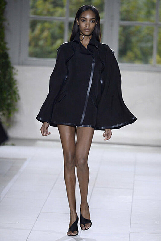 عرض أزياء بالنسياغا لربيع ٢٠١٤ في أسبوع الموضة بباريس