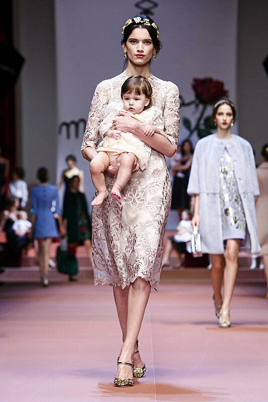 Mothers, Babies and Roses at Dolce & Gabbana’s Fall 2015 Collection