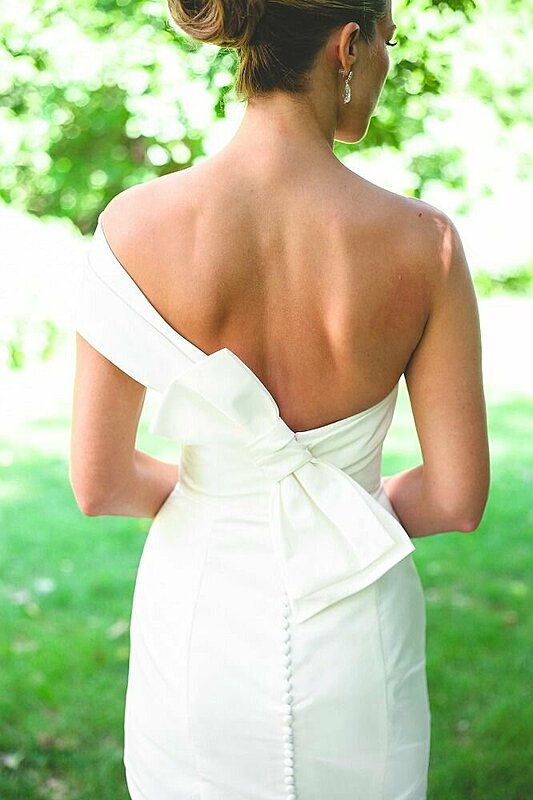 17 Wedding Dresses with Bows We're Loving